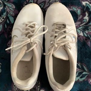 Nike cheer shoes size 9